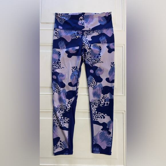 Under Armour Pants - Under Armour Women’s Sz M Purple Blue Geometric Cropped Mesh Breathable Leggings
